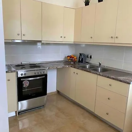 Kallithea Villa Koszkinú