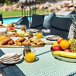 Villa Kallithea Residence Private Pool & Jacuzzi Ideal For Events & Groups *