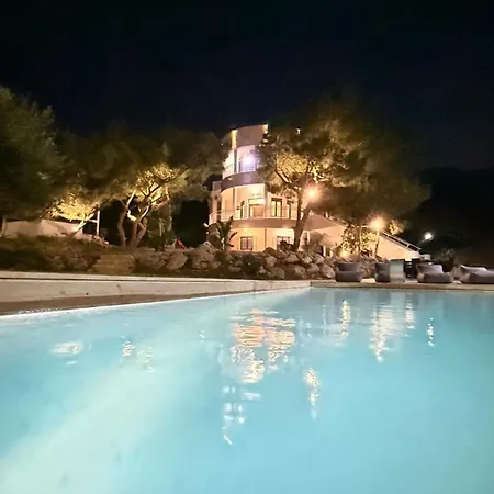Kallithea Private Pool & Jacuzzi Ideal For Events & Groups