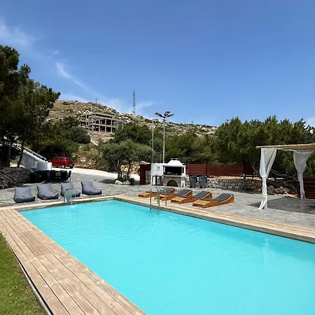 Kallithea Private Pool & Jacuzzi Ideal For Events & Groups