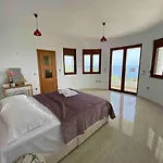 Villa Kallithea *