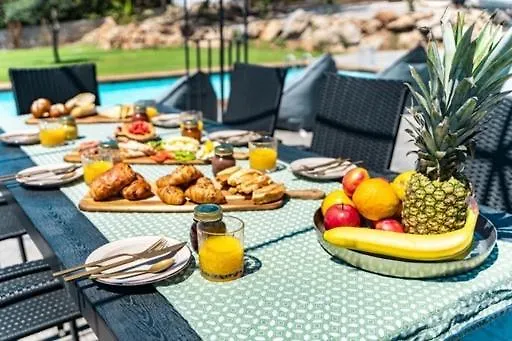 فيلة Kallithea *