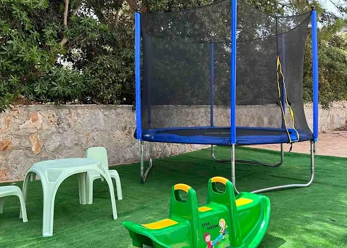 Kallithea فيلة *